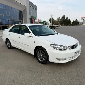 Toyota Camry 2004