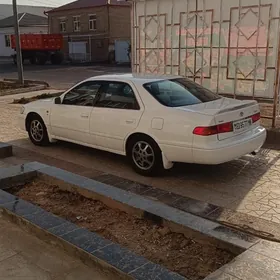 Toyota Camry 2000