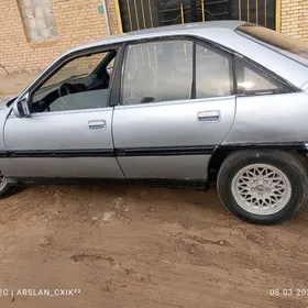 Opel Omega 1990