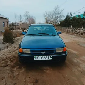 Opel Astra 1993