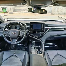 Toyota Camry 2022