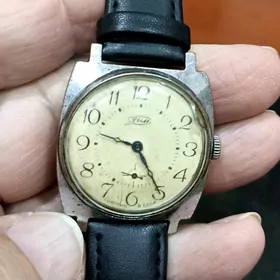 часы ЗИМ- СССР