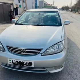 Toyota Camry 2005