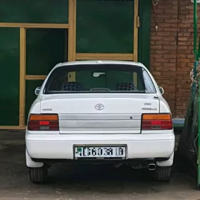 Toyota Corolla 1993