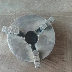 Токарный патрон