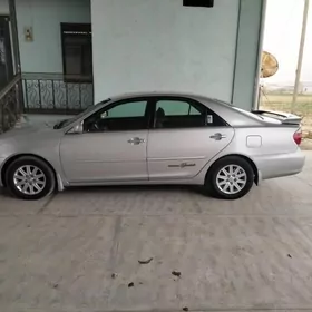 Toyota Camry 2004