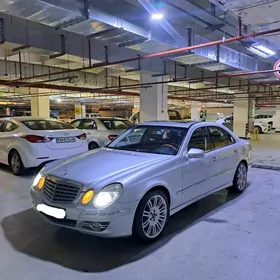 Mercedes-Benz E350 2006