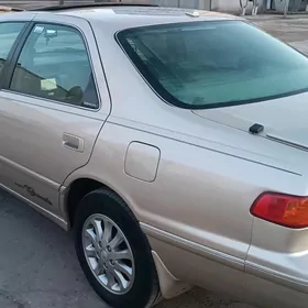 Toyota Camry 1998