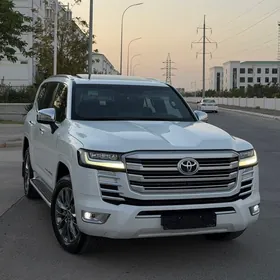 Toyota Land Cruiser 2023