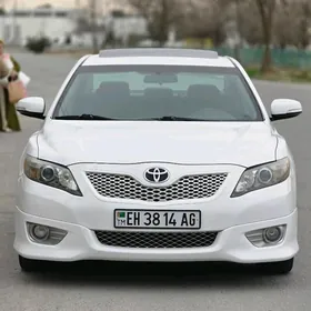 Toyota Camry 2010