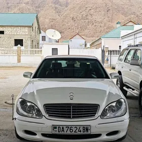 Mercedes-Benz S-Class 2002