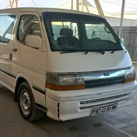 Toyota Hiace 1990