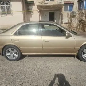 Toyota Camry 1997