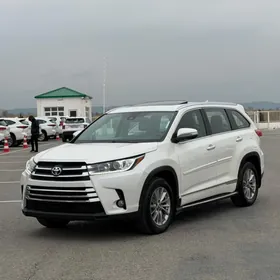 Toyota Highlander 2018