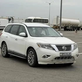 Nissan Pathfinder 2013