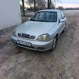 Daewoo Lanos 2002