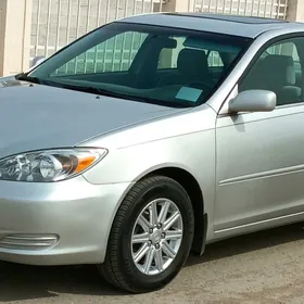 Toyota Camry 2004