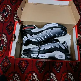 Кроссовки Nike air zoom