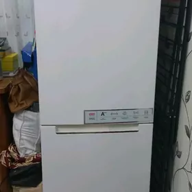 Холодильник Osten