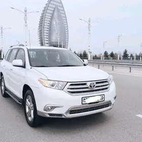 Toyota Highlander 2011