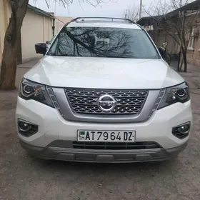 Nissan Pathfinder 2020