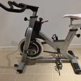 Welotrenažor / Велотренажёр