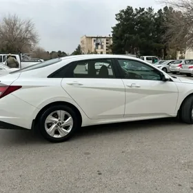 Hyundai Elantra 2021