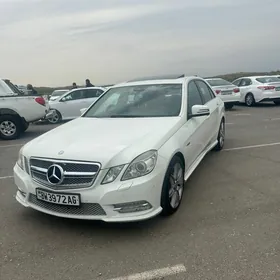 Mercedes-Benz E-Class 2009