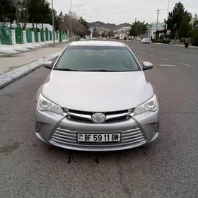 Toyota Camry 2016
