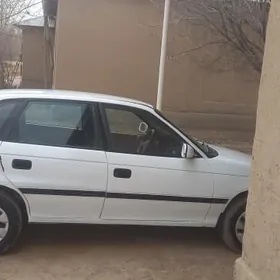 Opel Astra 1992