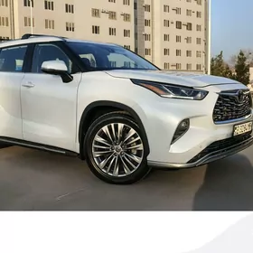 Toyota Highlander 2022
