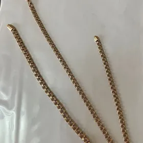 Kardinal gyzyl komplekt