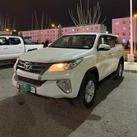 Toyota Fortuner 2017