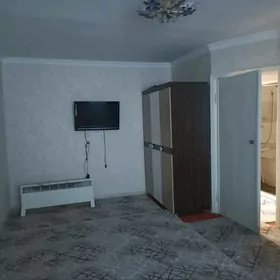 Teke-Bazar, 1-Komnat. 2-Edilen