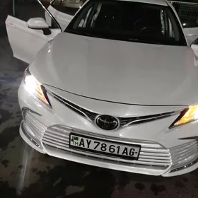 Toyota Camry 2022