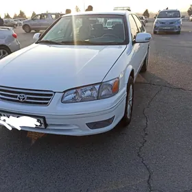 Toyota Camry 2000