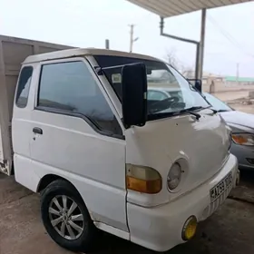 Hyundai H100 1998