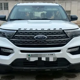 Ford Explorer 2023