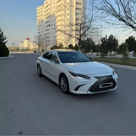 Lexus ES 350 2021