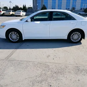 Toyota Camry 2010