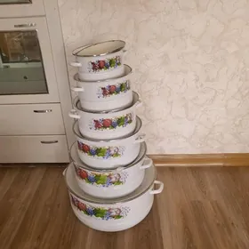 набор кастрюль
