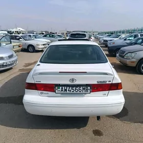 Toyota Camry 1998
