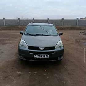 Toyota Sienna 2004