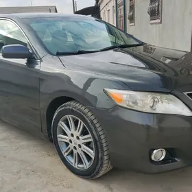 Toyota Camry 2011