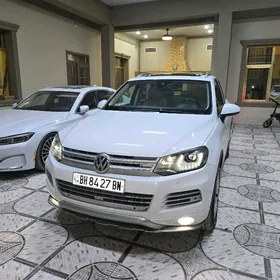 Volkswagen Touareg 2013