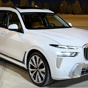 BMW X7 2023