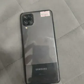 Samsung A12
