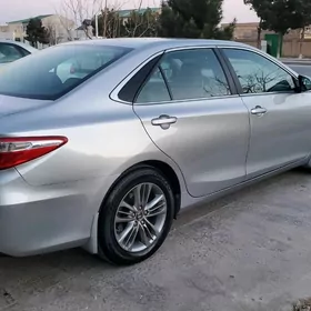 Toyota Camry 2017