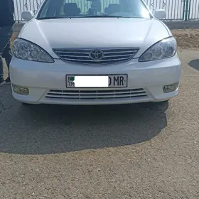 Toyota Camry 2005
