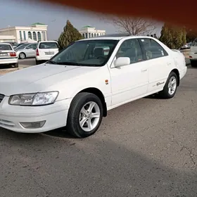 Toyota Camry 1999